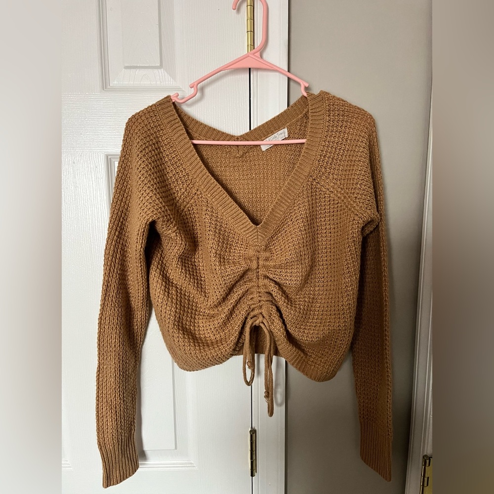 Women’s Tan cropped sweater, never worn